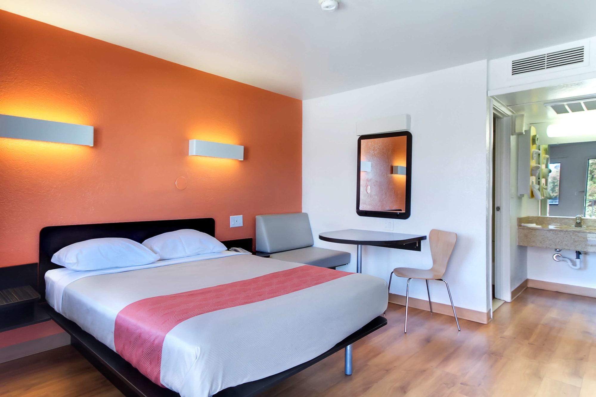 Motel 6-Capitol Heights, Md - Washington Largo Dış mekan fotoğraf
